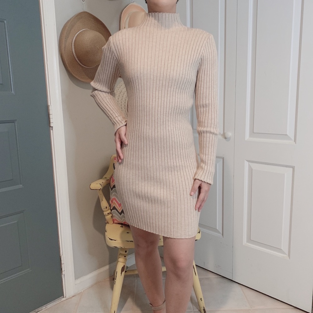 PURCHASED IN F21 KOREA! PREMIUM QUALITY